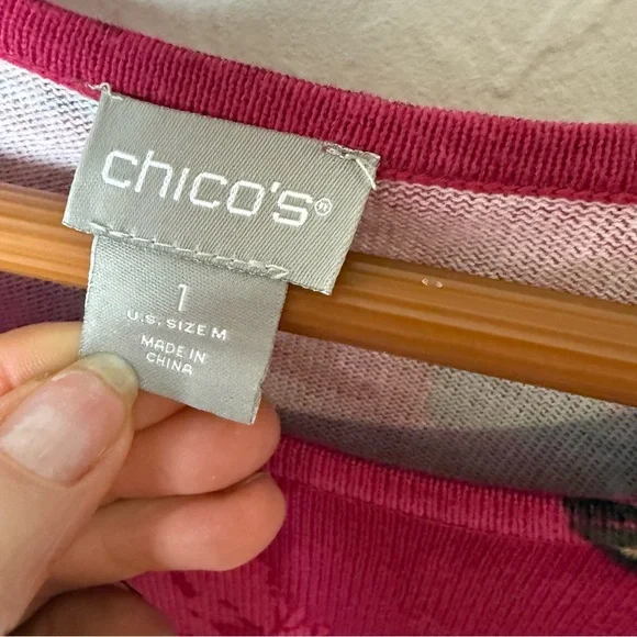 ✨ Chico’s Floral Long Sleeve Knit Top ✨ - Picture 3 of 4